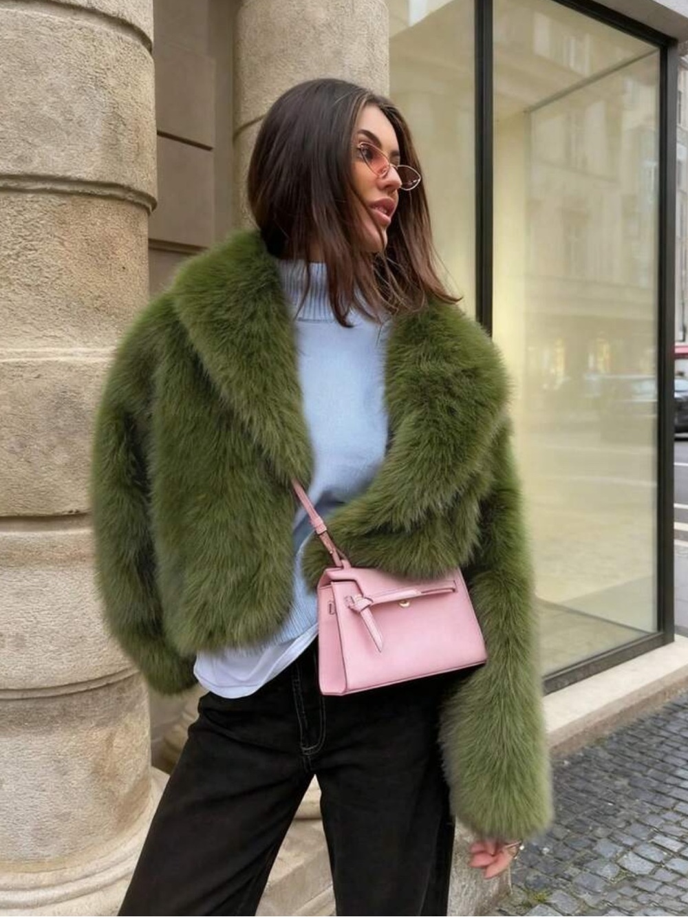 Women's Winter Faux Fur Short Solid Color Coat, Loose Version Fashionable